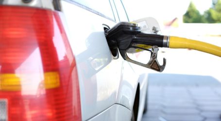מחירי הדלק יורדים – בינתיים באופן זמני. ליברמן מוריד את מס הבלו