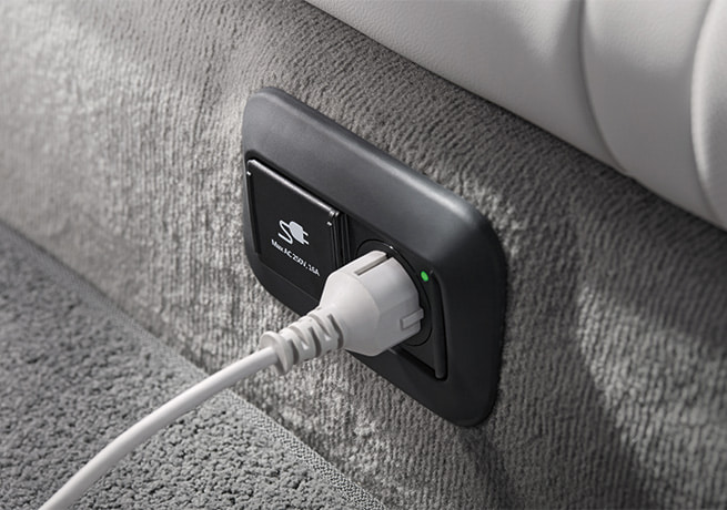 איוניק 6 - חיבור מוצרי חשמל ברכב